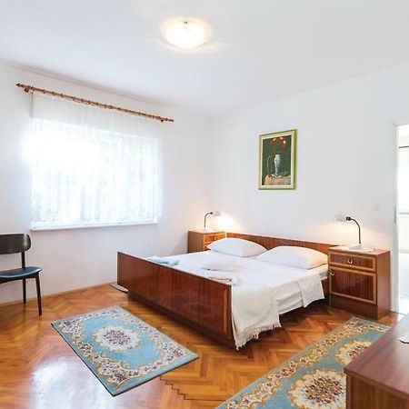 Apartmani "Palma" Lun  Exterior photo